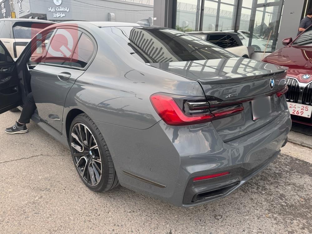 بي ام دبليو الفئة 7